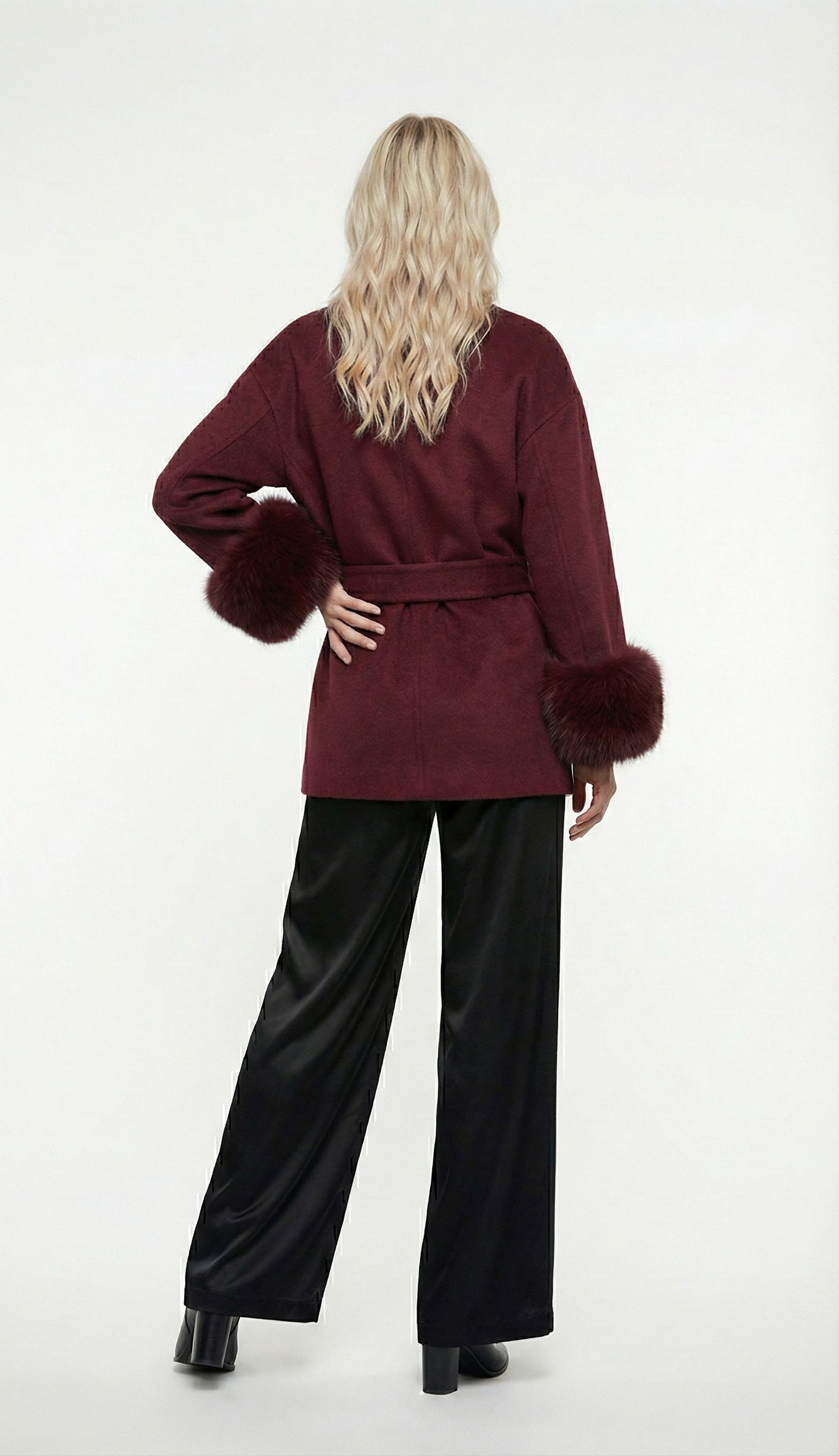 Wollmantel mit Kunstfell