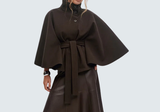 Elegante Jacke mit Gürtel