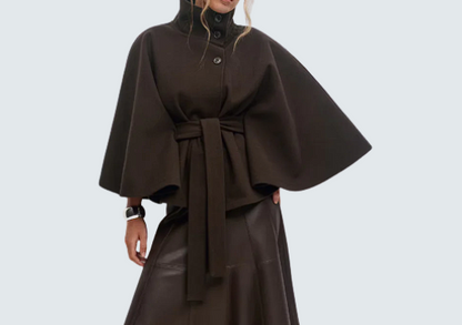 Elegante Jacke mit Gürtel