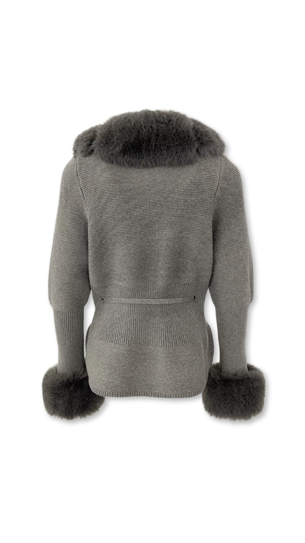 Winter-Couture Strickjacke