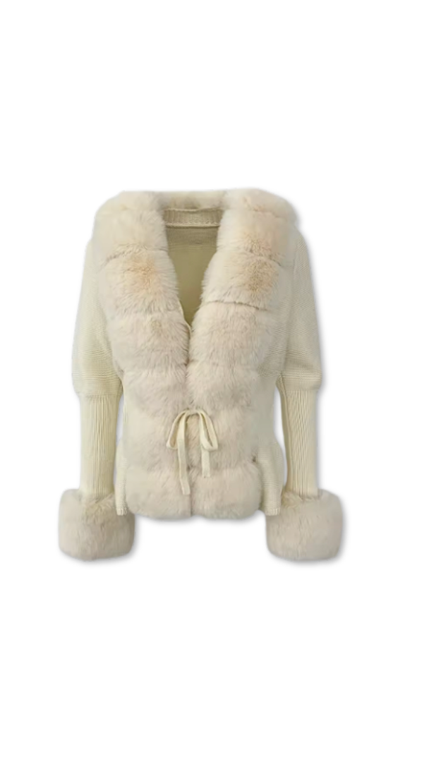 Winter-Couture Strickjacke