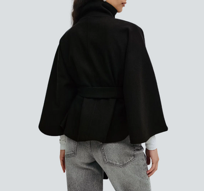 Elegante Jacke mit Gürtel