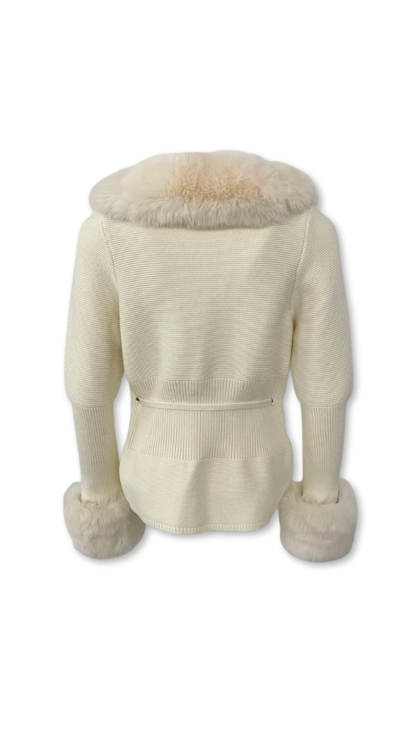 Winter-Couture Strickjacke