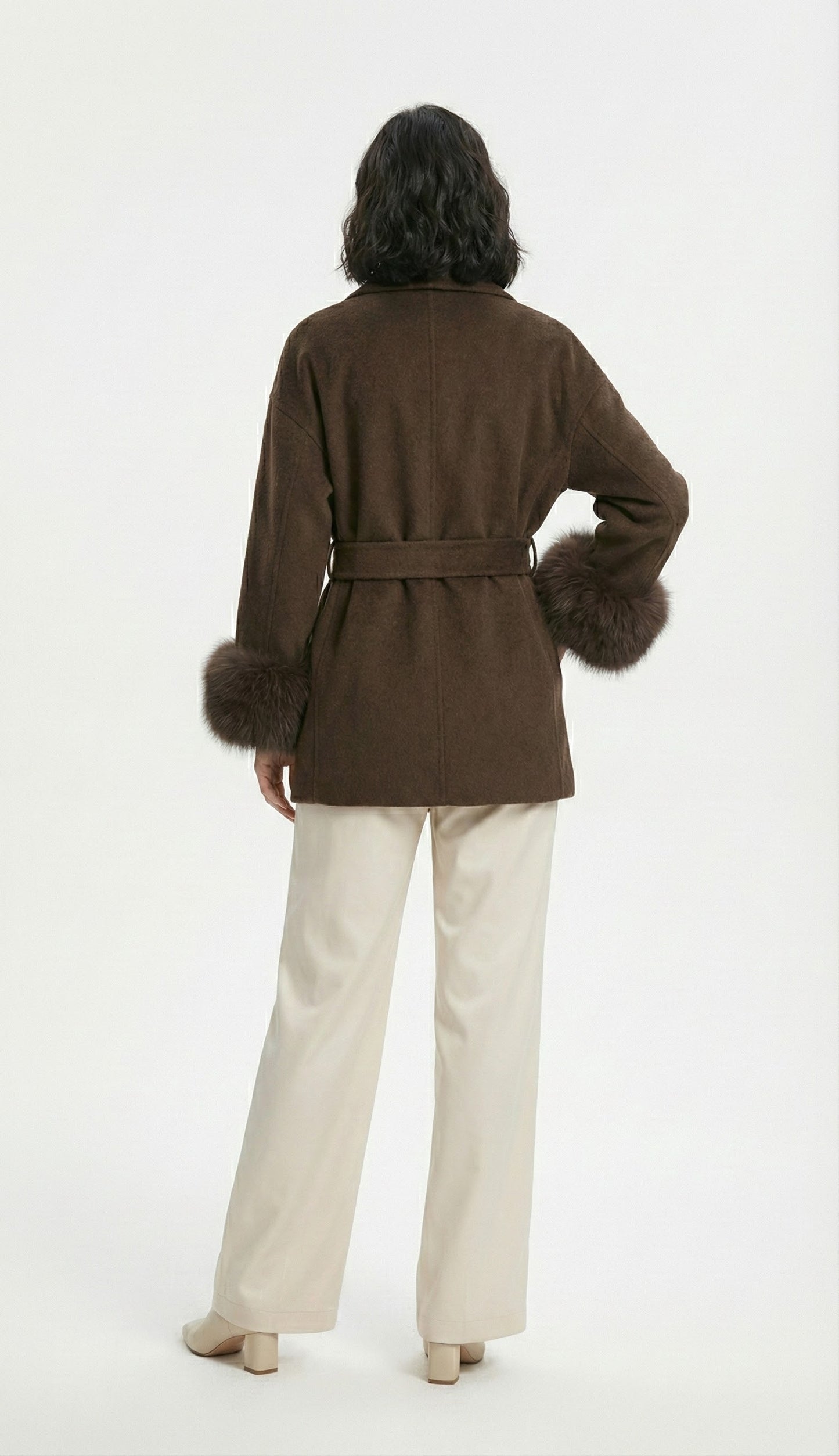 Wollmantel mit Kunstfell
