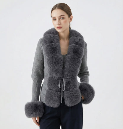 Winter-Couture Strickjacke